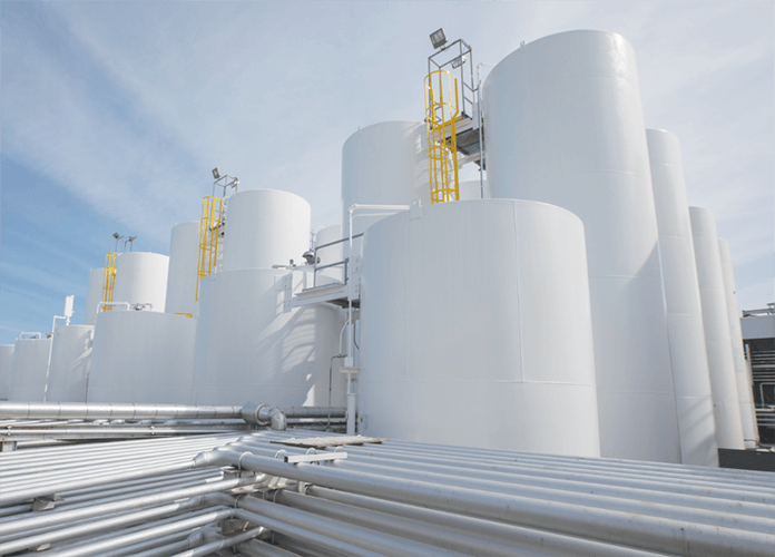 Bulk chemical storage tanks 